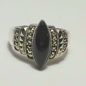 Vintage Black Onyx and Marcasite 925 Silver Ring Sz 10